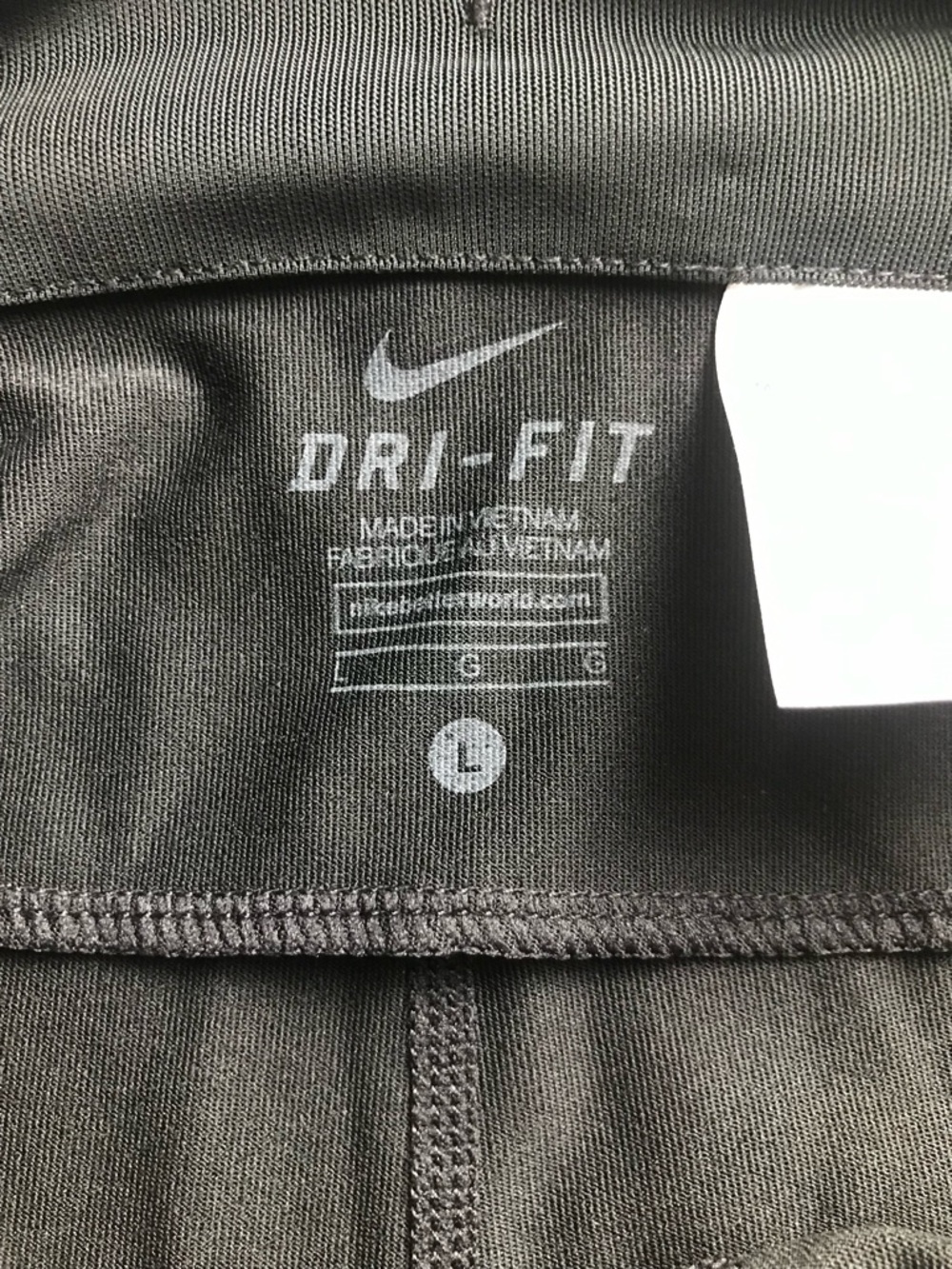 Nike Dri Fit Black Fitted Active Shorts Size L Zip Pocket - Picture 8 of 14